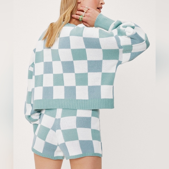 Nasty Gal | Check Lounge Set - Picture 3 of 6